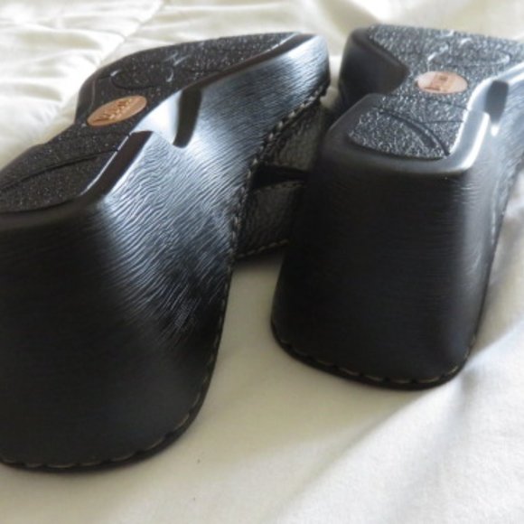 BORN SANDALS**NWOT** BLACK, SIZE 6/36.5, LEATHER UPPER & LININGS, STITCHING,HEEL - Picture 4 of 8